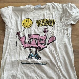 LTF T SHIRT EUC M